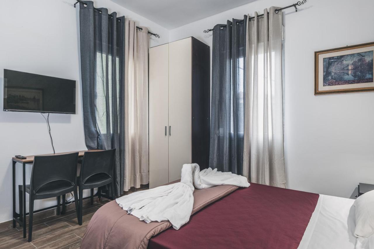 Bed & Breakfast Bulldog Station With Private Wc, Ac, Tv Mestre